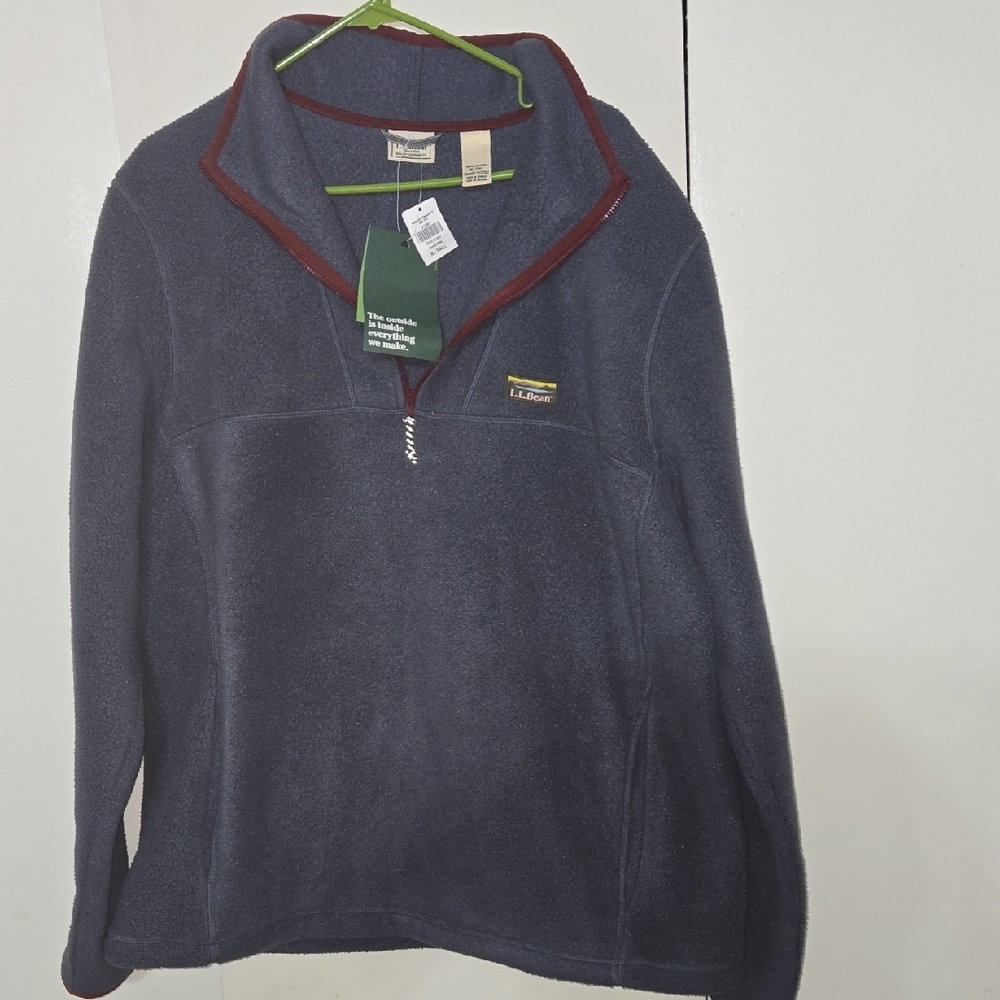 L.L. Bean Men's Fleece Pullover/blue-grey color with cranberry Trim. XL Tall,NEW